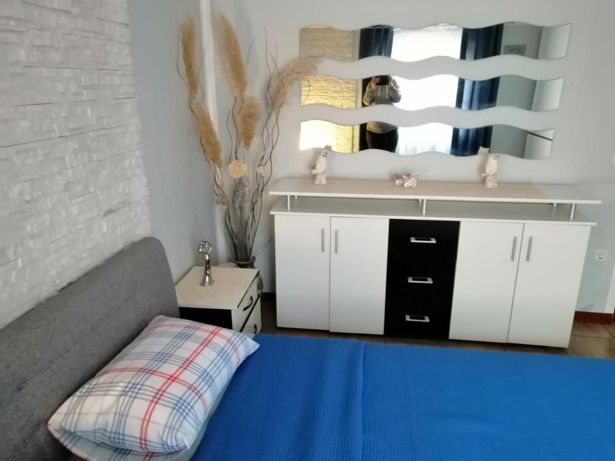 Apartments Katja Πόρετς Εξωτερικό φωτογραφία