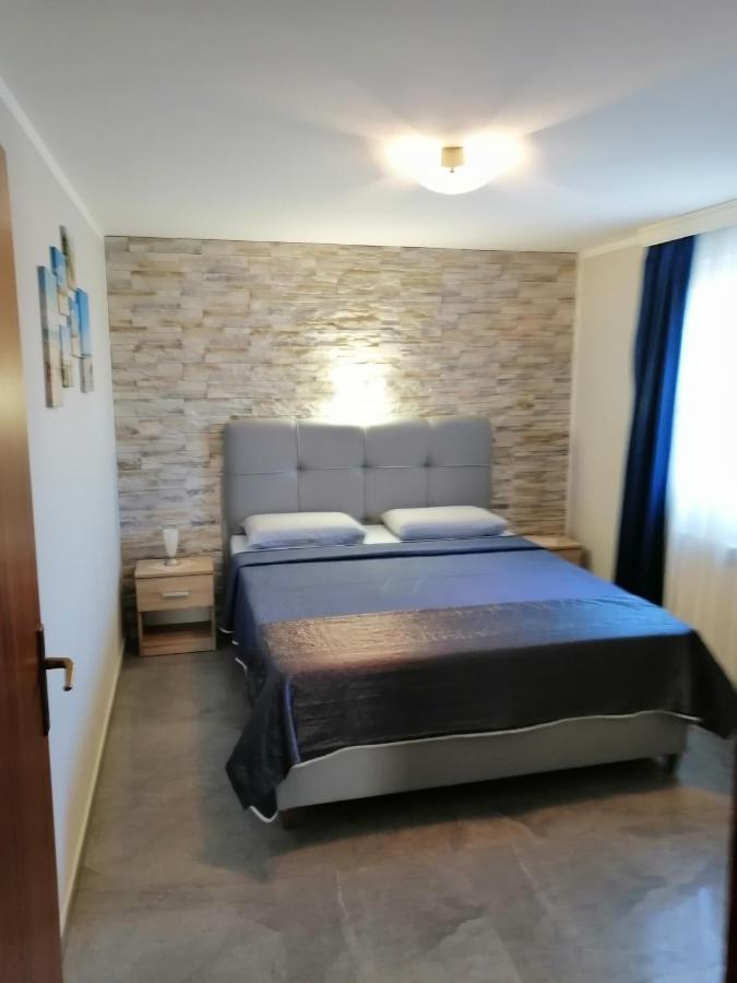 Apartments Katja Πόρετς Εξωτερικό φωτογραφία