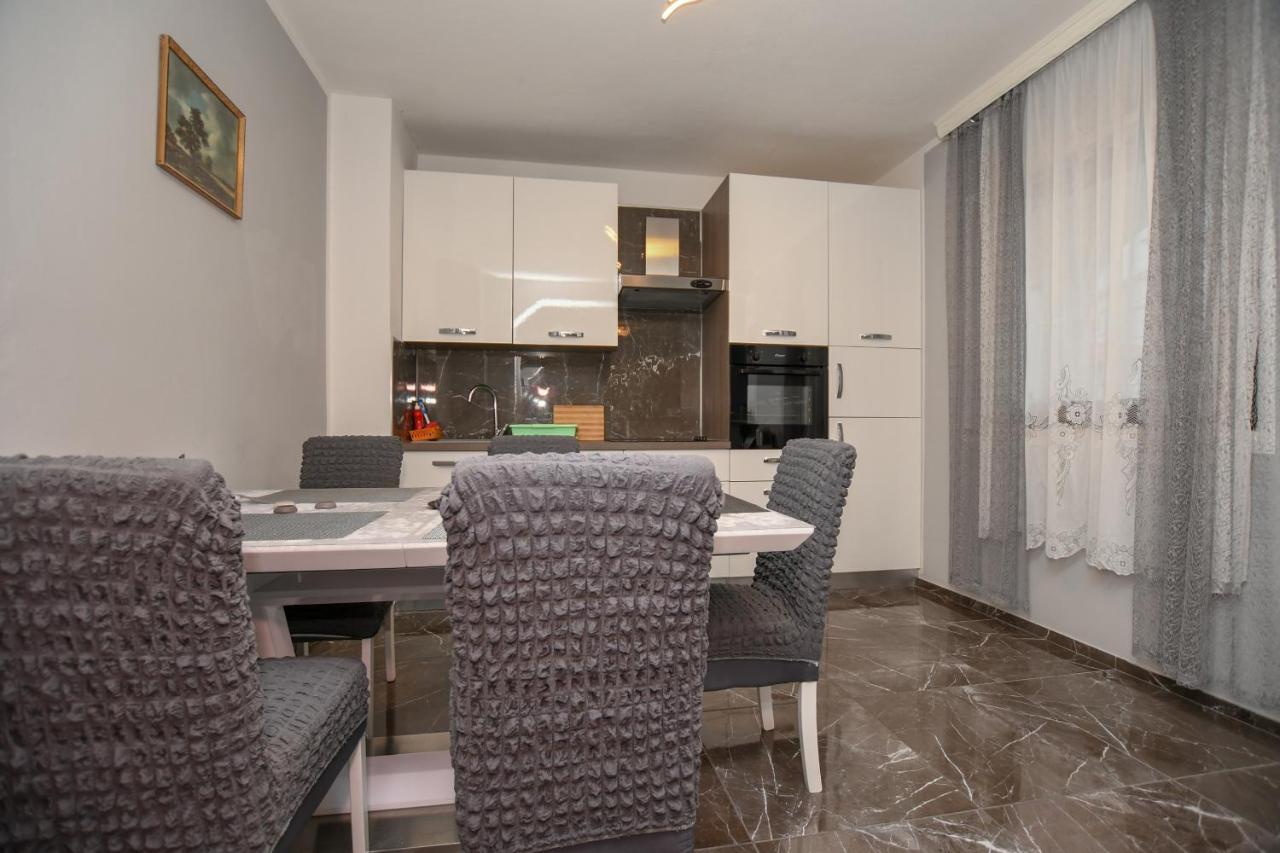 Apartments Katja Πόρετς Εξωτερικό φωτογραφία