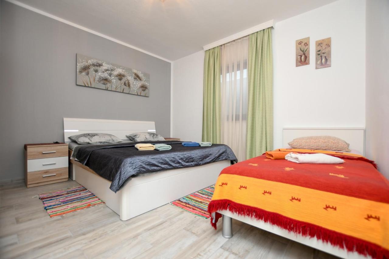 Apartments Katja Πόρετς Εξωτερικό φωτογραφία