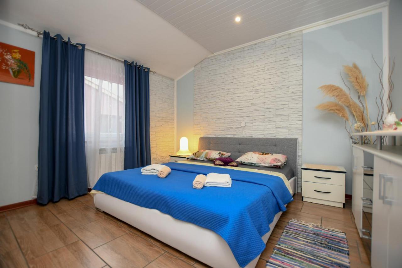 Apartments Katja Πόρετς Εξωτερικό φωτογραφία
