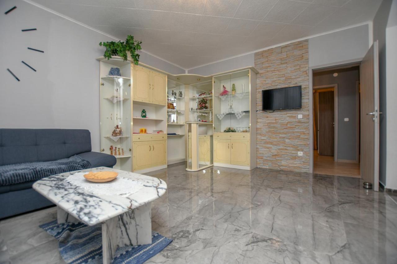 Apartments Katja Πόρετς Εξωτερικό φωτογραφία