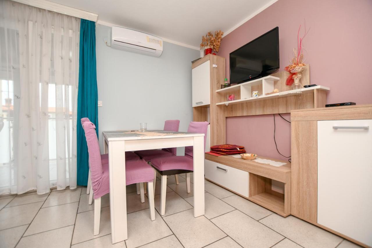 Apartments Katja Πόρετς Εξωτερικό φωτογραφία