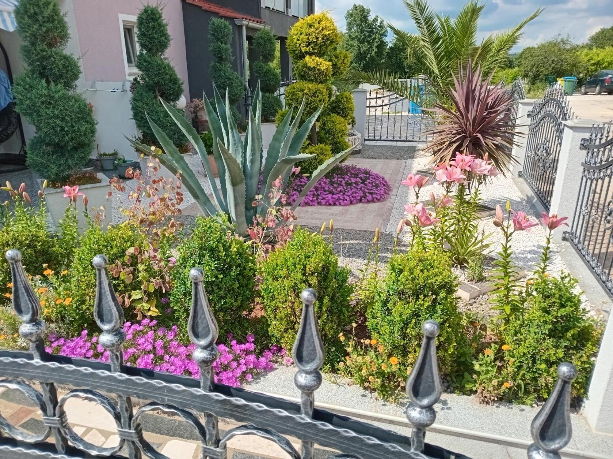 Apartments Katja Πόρετς Εξωτερικό φωτογραφία